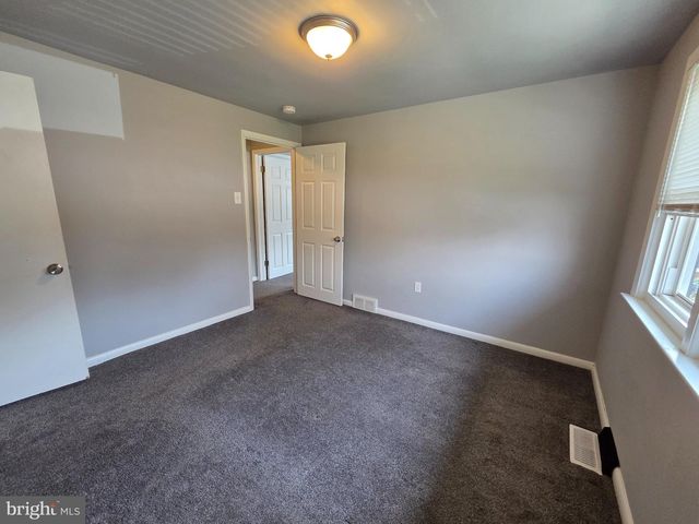 811 COPPOCK LN, Springfield, PA 19064