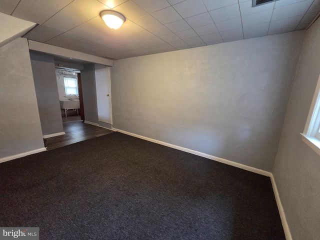 811 COPPOCK LN, Springfield, PA 19064