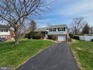 811 COPPOCK LN, Springfield, PA 19064