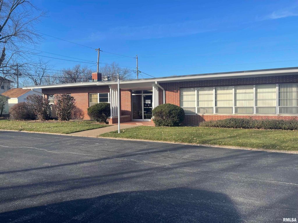 3424 18TH Avenue, Rock Island, IL 61201