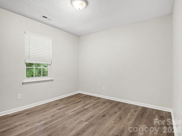 7524 Grabill Drive, Charlotte, NC 28269