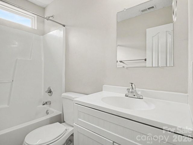 7524 Grabill Drive, Charlotte, NC 28269