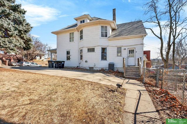3521 Jones Street, Omaha, NE 68105