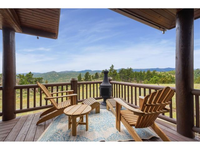 153 Hidden Canyon Dr, Livermore, CO 80536