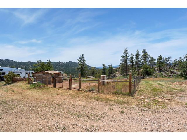 153 Hidden Canyon Dr, Livermore, CO 80536
