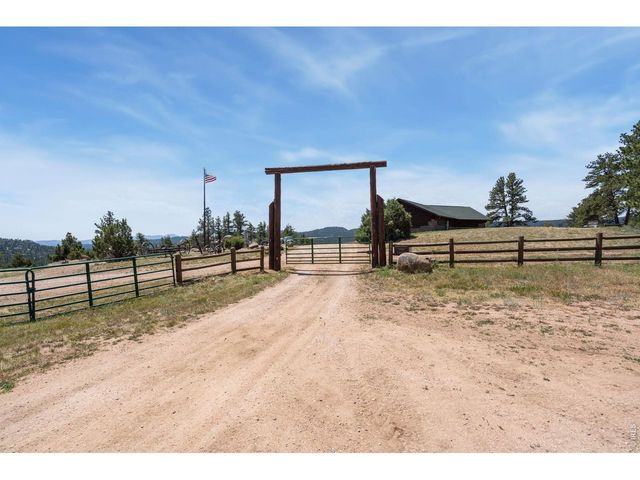 153 Hidden Canyon Dr, Livermore, CO 80536