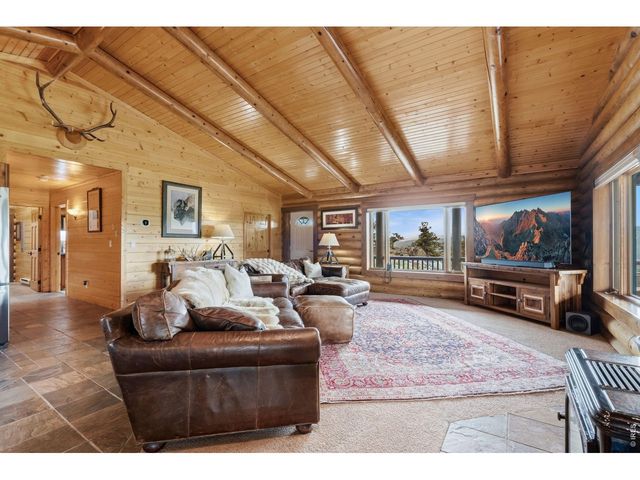 153 Hidden Canyon Dr, Livermore, CO 80536