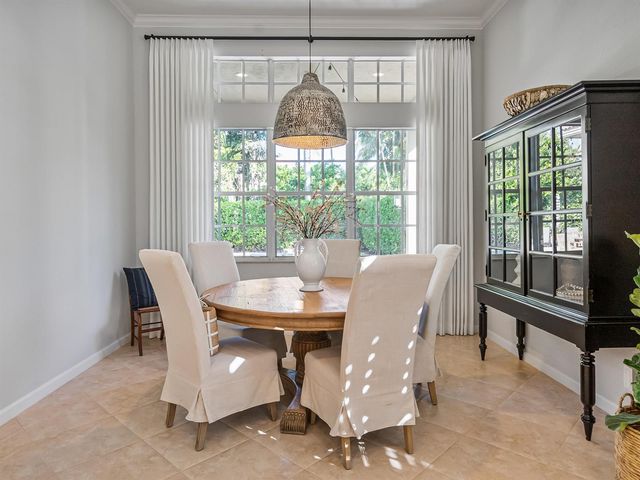 175 Via Rosina, Jupiter, FL 33458
