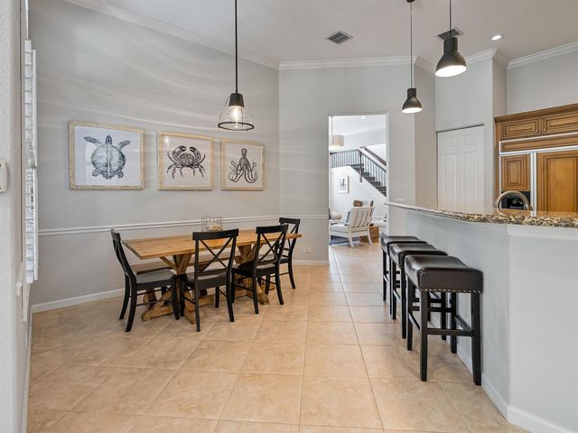 175 Via Rosina, Jupiter, FL 33458