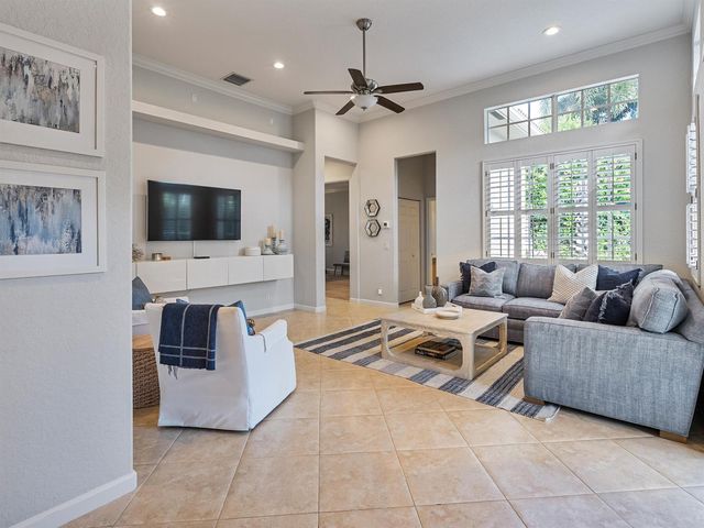175 Via Rosina, Jupiter, FL 33458
