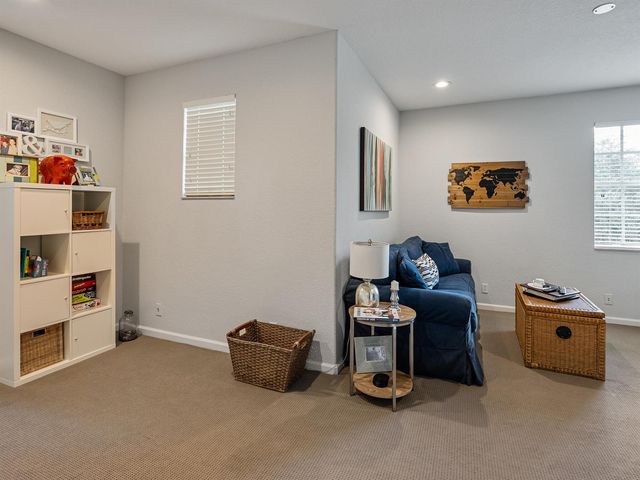 175 Via Rosina, Jupiter, FL 33458