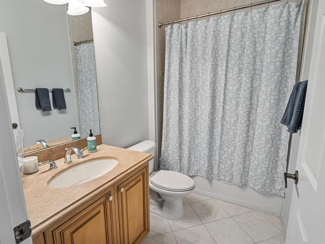 175 Via Rosina, Jupiter, FL 33458