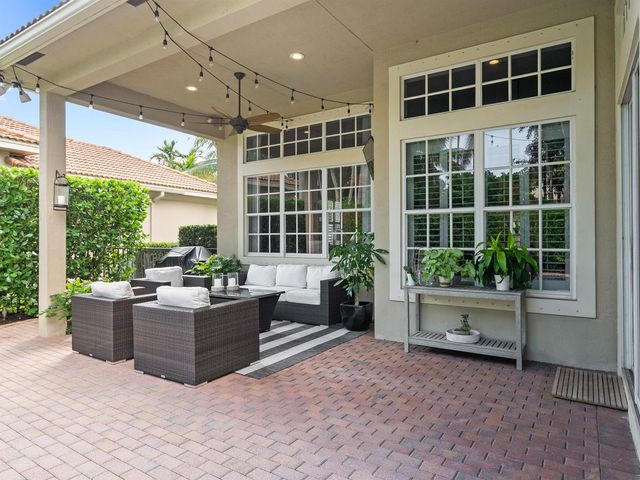 175 Via Rosina, Jupiter, FL 33458