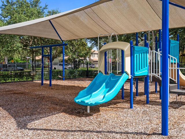 175 Via Rosina, Jupiter, FL 33458