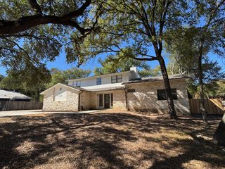 12604 Shady Acres DR, Buda, TX 78610