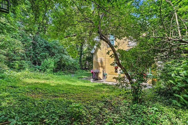 3566 Vine Street, Cincinnati, OH 45220