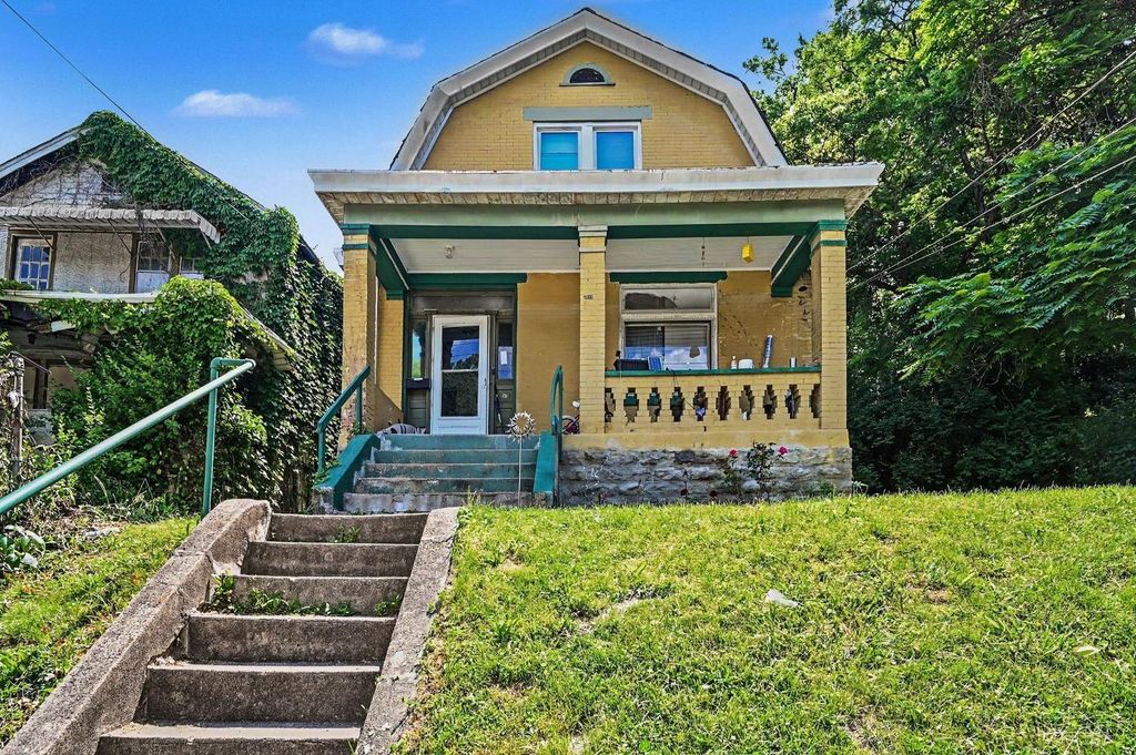 3566 Vine Street, Cincinnati, OH 45220