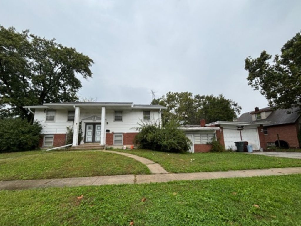 16908 Glen Oaks Drive, Country Club Hills, IL 60478 — photo 2