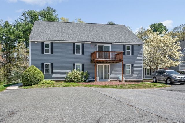 15 Lantern Ln 6, Dracut, MA 01826