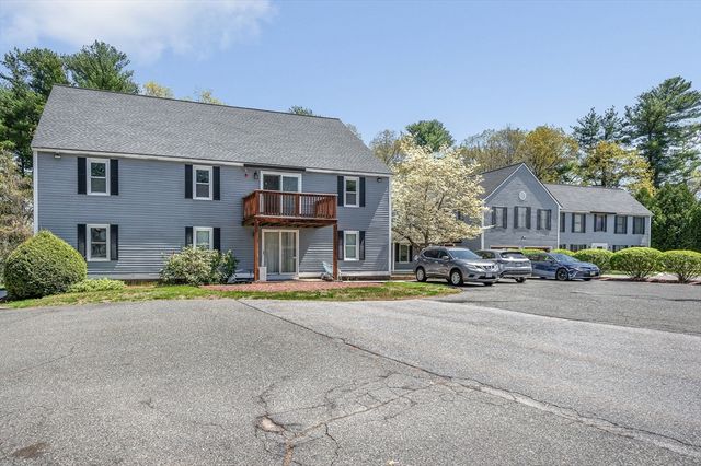 15 Lantern Ln 6, Dracut, MA 01826