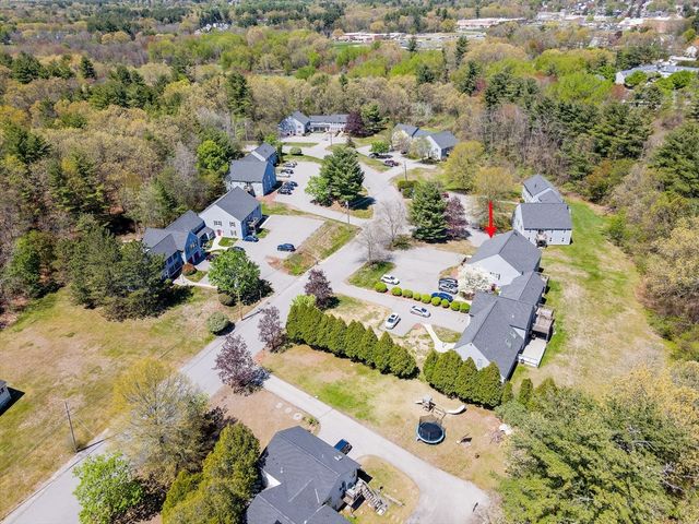 15 Lantern Ln 6, Dracut, MA 01826