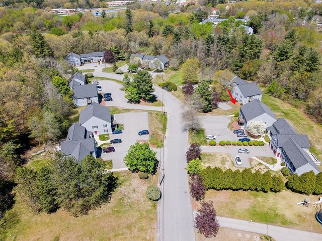15 Lantern Ln 6, Dracut, MA 01826