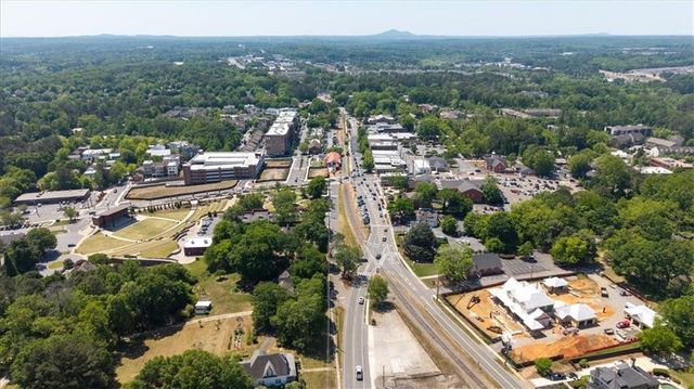 103 Farmington Drive, Woodstock, GA 30188