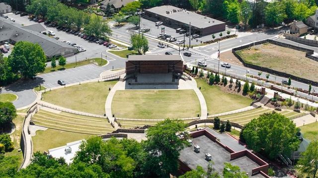 103 Farmington Drive, Woodstock, GA 30188