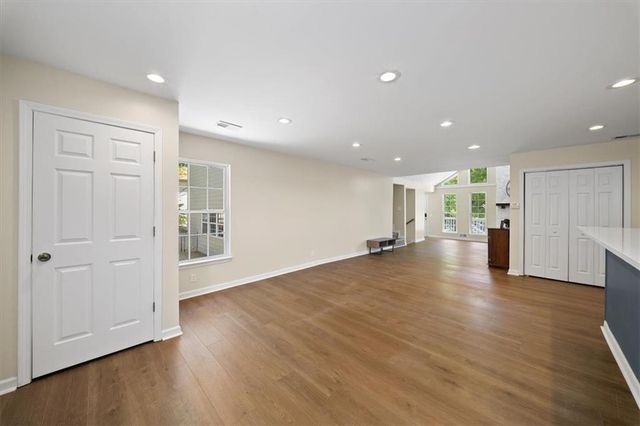 103 Farmington Drive, Woodstock, GA 30188