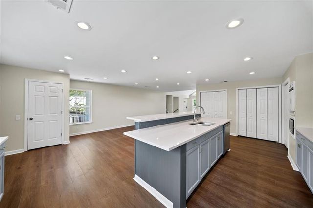 103 Farmington Drive, Woodstock, GA 30188