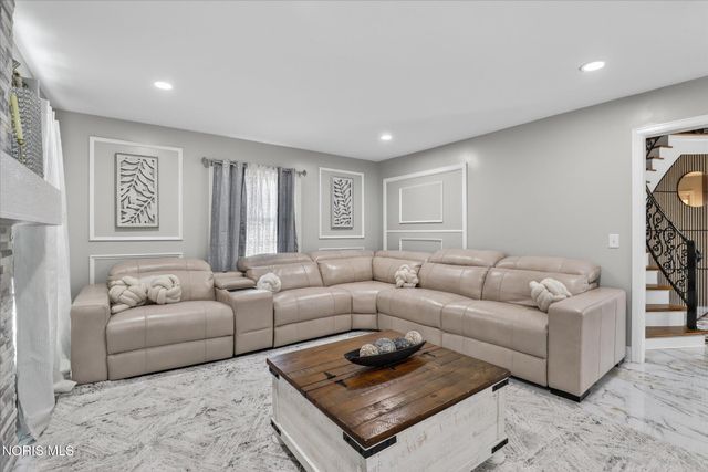 4323 Nantuckett Drive, Toledo, OH 43623