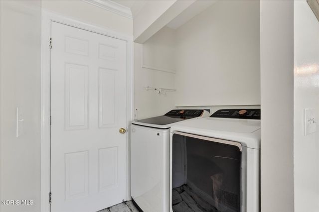 4323 Nantuckett Drive, Toledo, OH 43623