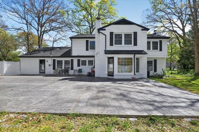 4323 Nantuckett Drive, Toledo, OH 43623