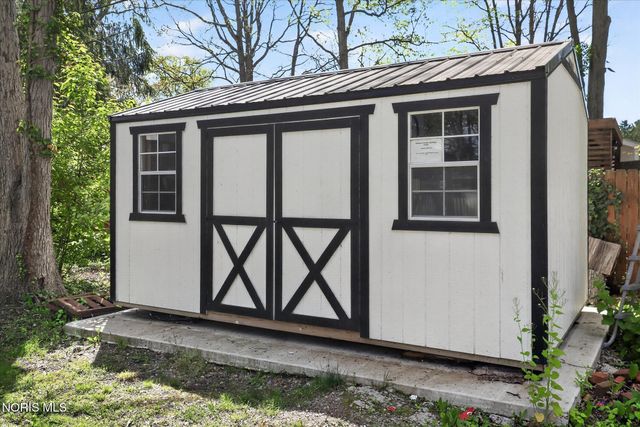 4323 Nantuckett Drive, Toledo, OH 43623