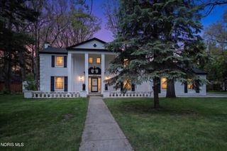4323 Nantuckett Drive, Toledo, OH 43623