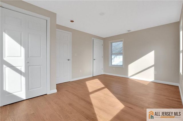 24 John Street, Helmetta, NJ 08828