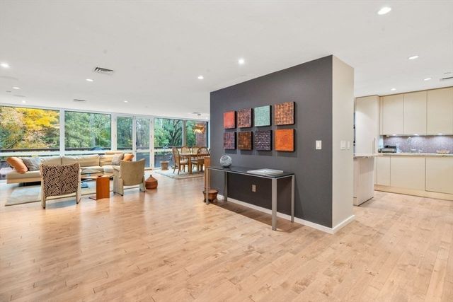 241 Perkins St C306, Boston, MA 02130