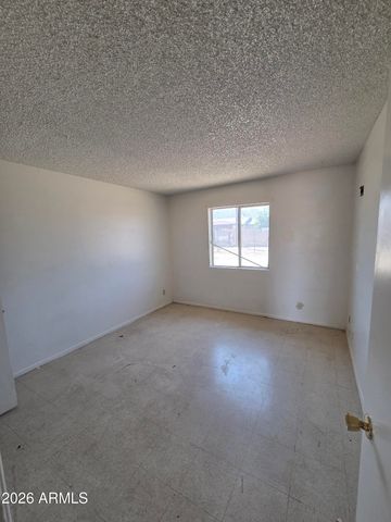 309 W DESERT Drive, Phoenix, AZ 85041