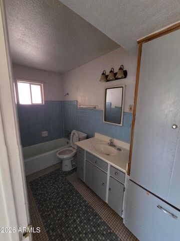 309 W DESERT Drive, Phoenix, AZ 85041