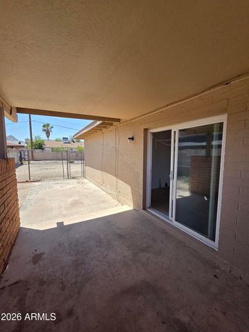 309 W DESERT Drive, Phoenix, AZ 85041