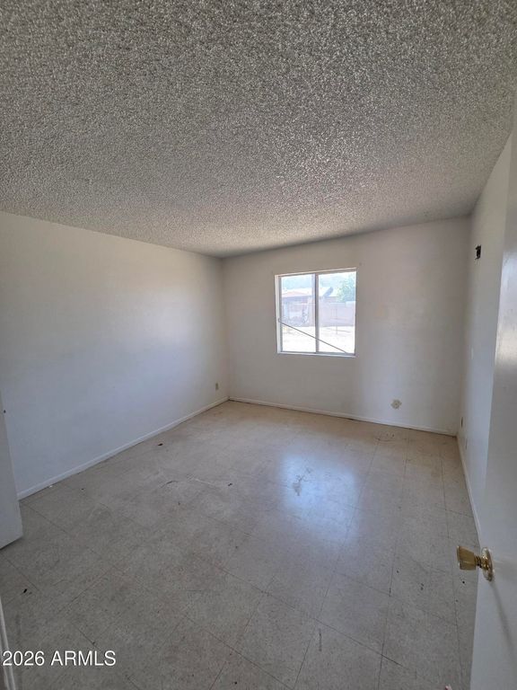 309 W DESERT Drive, Phoenix, AZ 85041 — photo 5