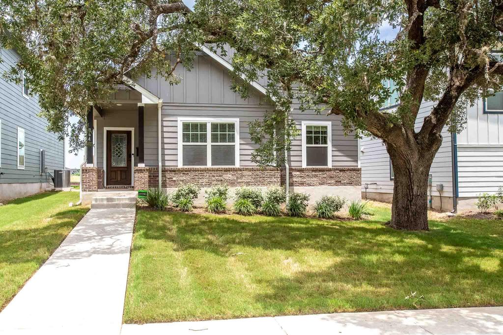 364 Kenai DR, Kyle, TX 78640