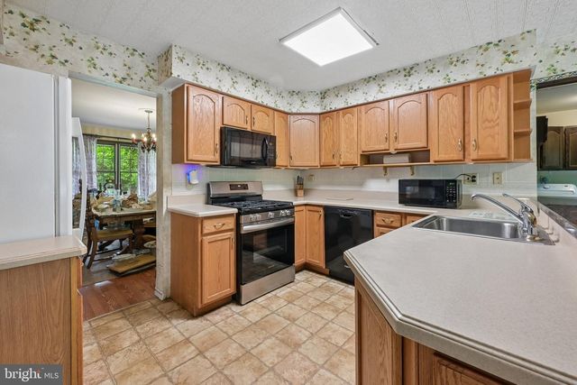 26 FRIAR TUCK DR, Medford, NJ 08055
