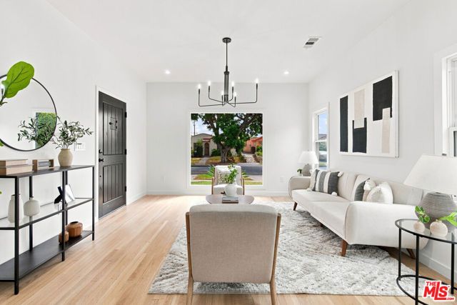 2919 Somerset Drive, Los Angeles, CA 90016