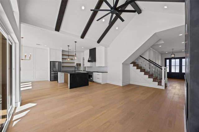 314 Alloway DR, Spicewood, TX 78669