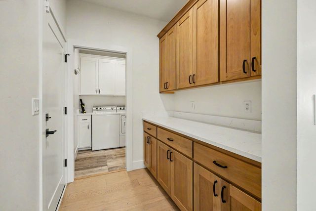 396 Randy Street, Ashland, OR 97520