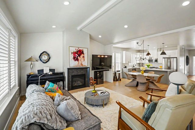 396 Randy Street, Ashland, OR 97520