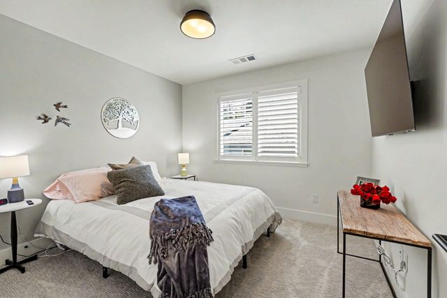 396 Randy Street, Ashland, OR 97520