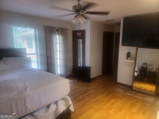 108 Hilltop Circle, Stockbridge, GA 30281
