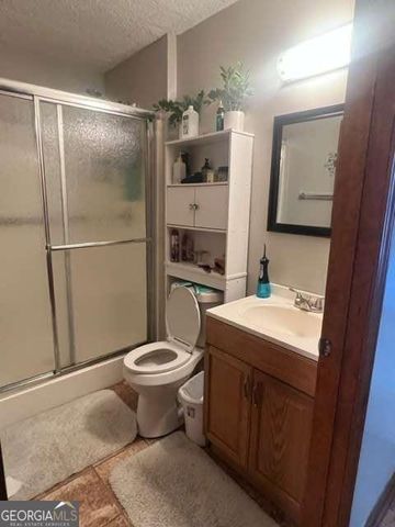 108 Hilltop Circle, Stockbridge, GA 30281